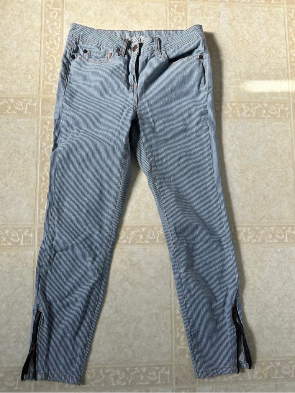 Boden striped jeans in Light Blue and White size 2P